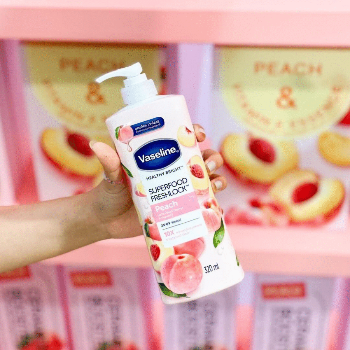 Vaseline Superfood Freshlook peach lotion 320ml - Image 1